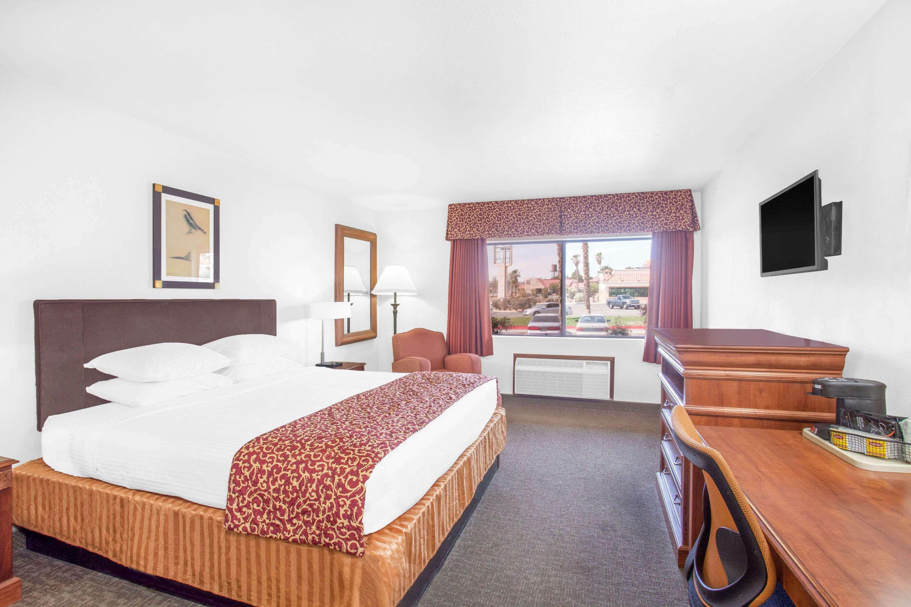 Ramada By Wyndham Barstow Hotel Luaran gambar